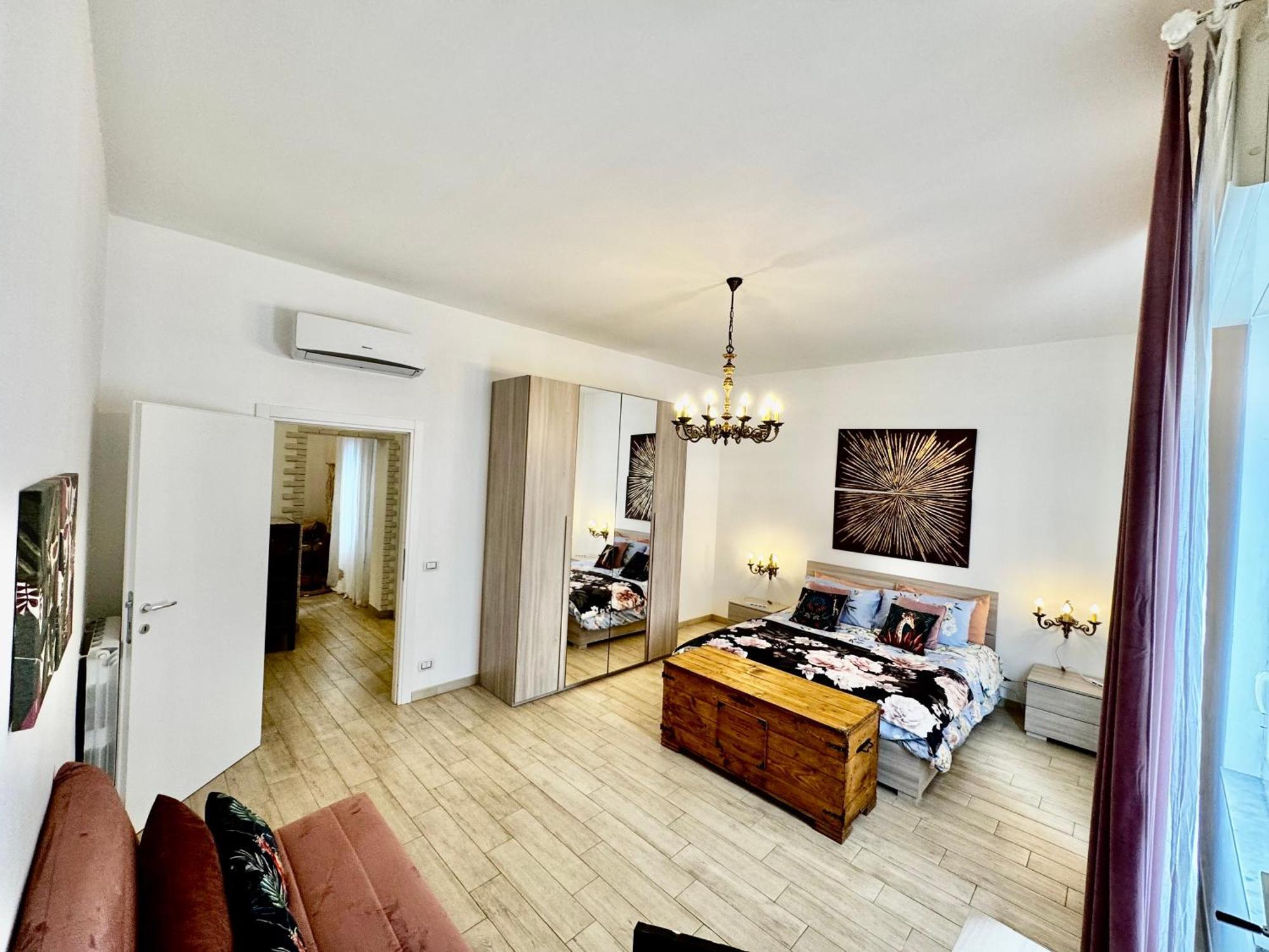 דירות נאפולי La Casa Di Sarah Aspetta Voi מראה חיצוני תמונה