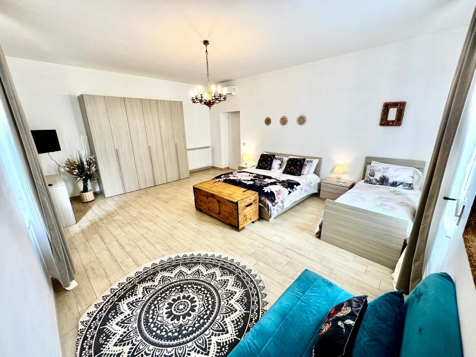 דירות נאפולי La Casa Di Sarah Aspetta Voi מראה חיצוני תמונה