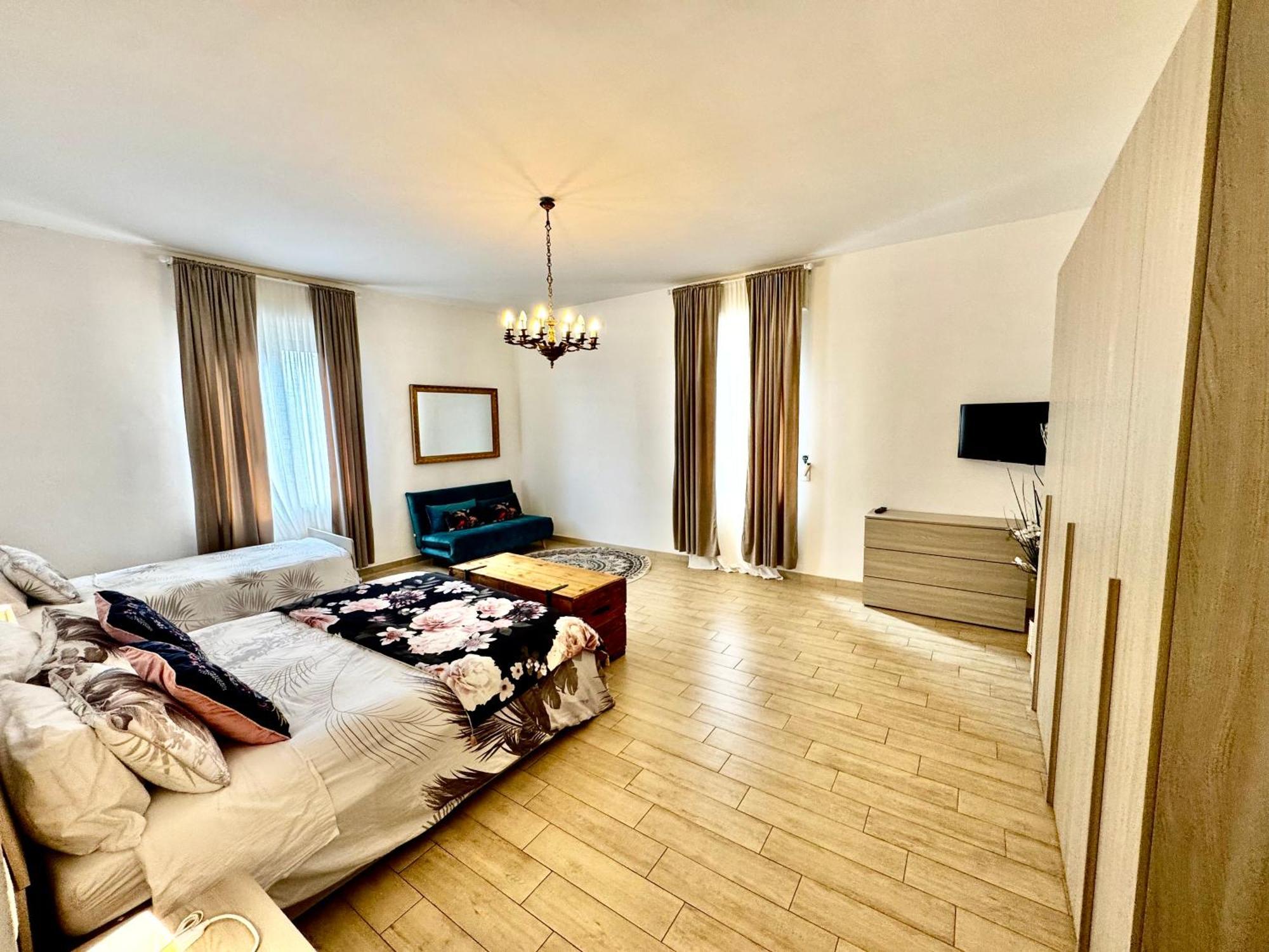 דירות נאפולי La Casa Di Sarah Aspetta Voi מראה חיצוני תמונה