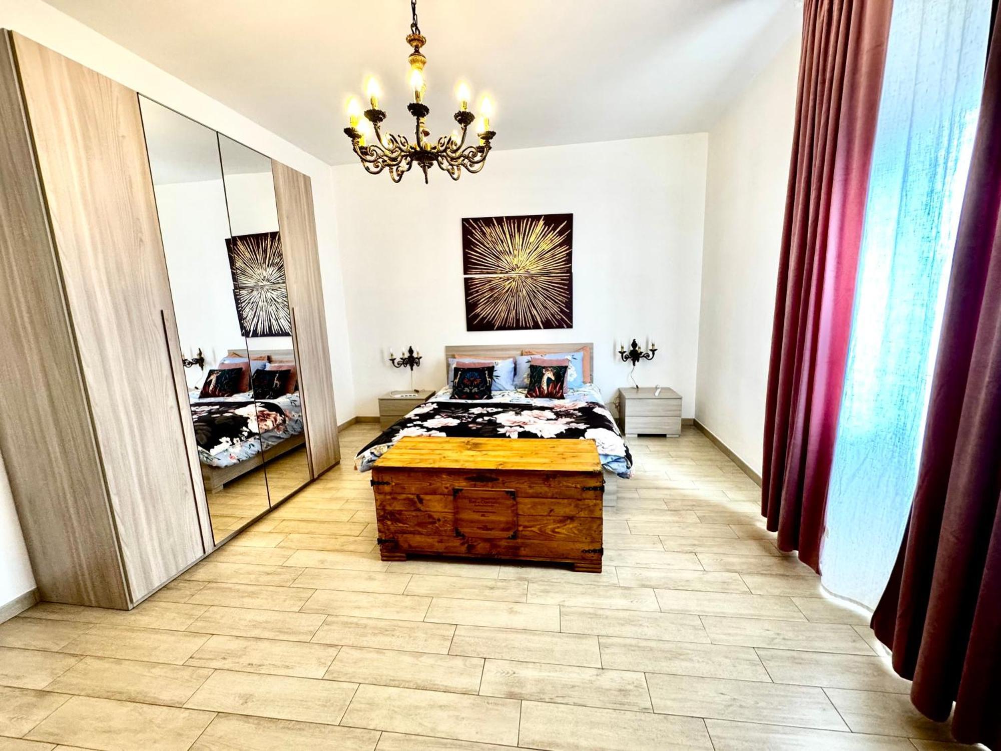 דירות נאפולי La Casa Di Sarah Aspetta Voi מראה חיצוני תמונה