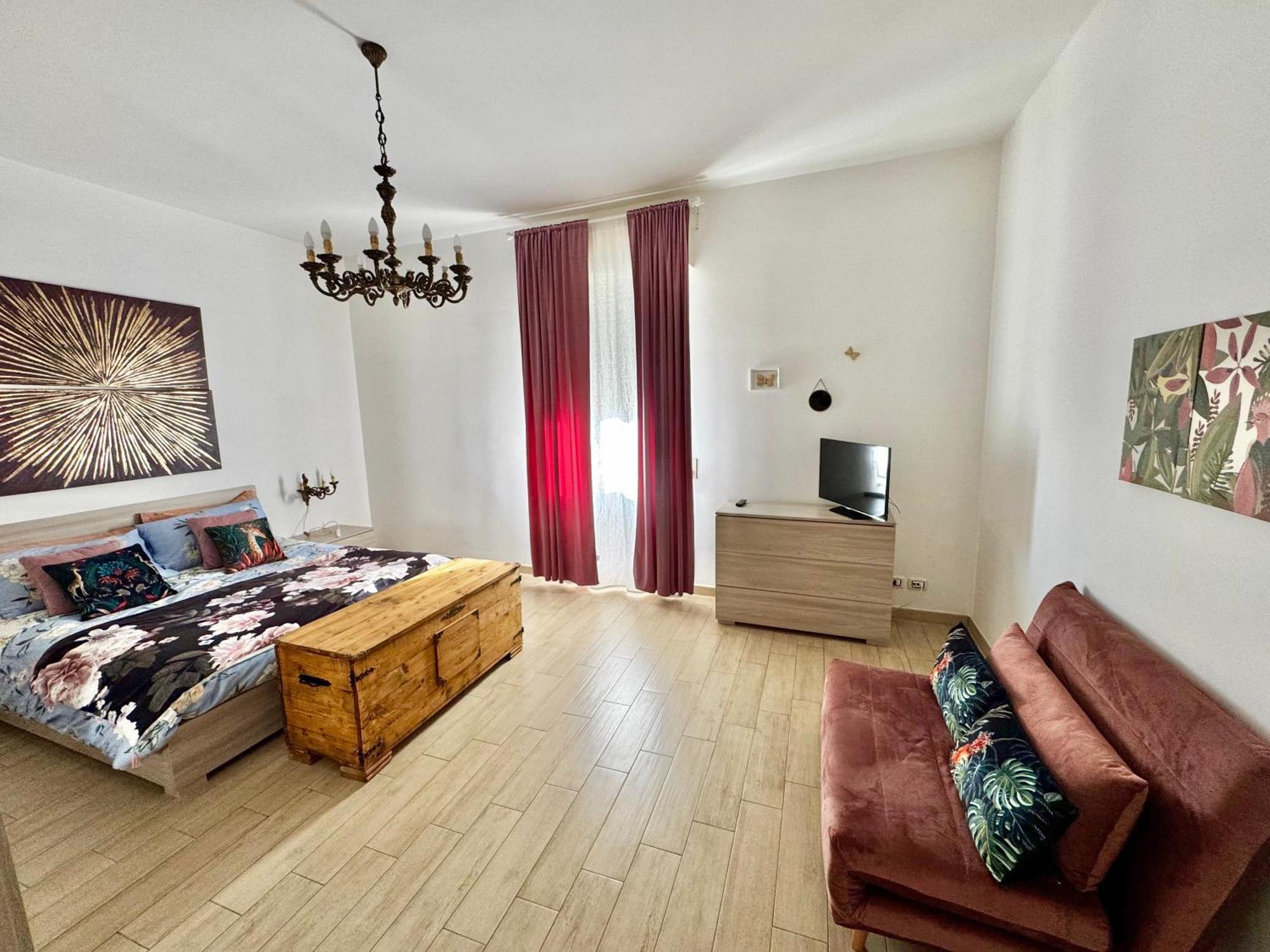 דירות נאפולי La Casa Di Sarah Aspetta Voi מראה חיצוני תמונה